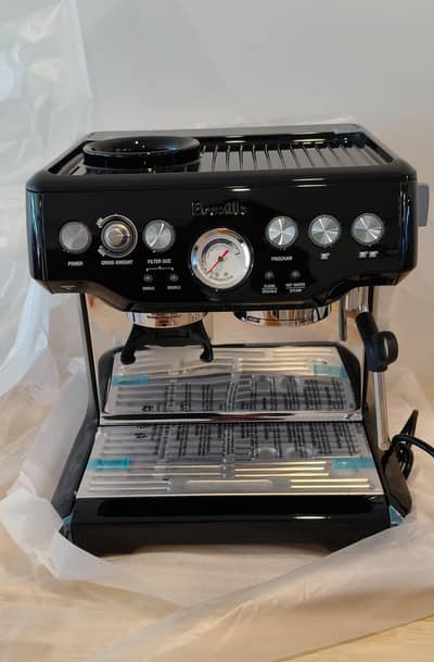 Breville/Sage Barista Express Coffee Machine Brand New Box Packed