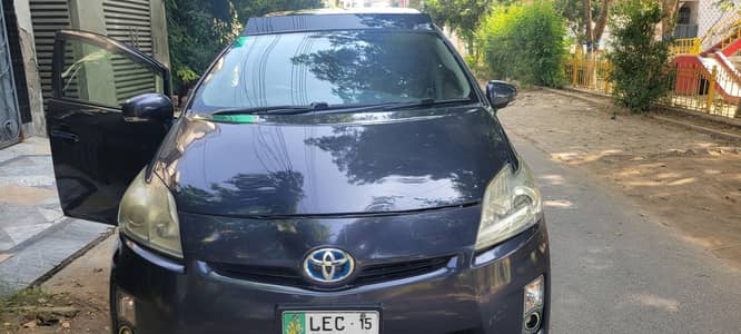 Toyota Prius 2015/SUNROOF