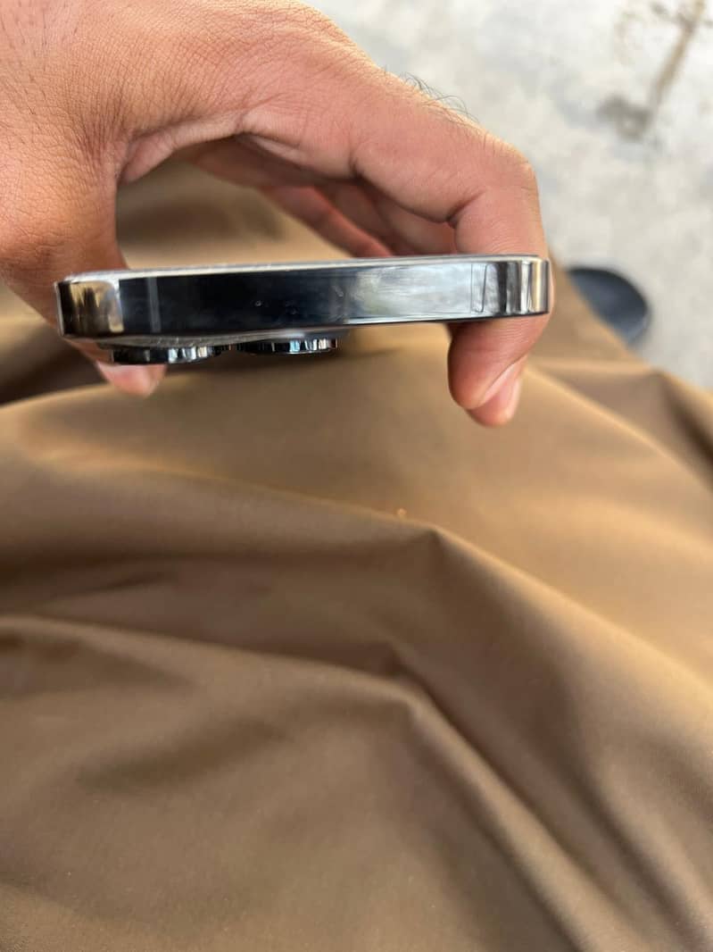 Apple iPhone 14 Pro 5
