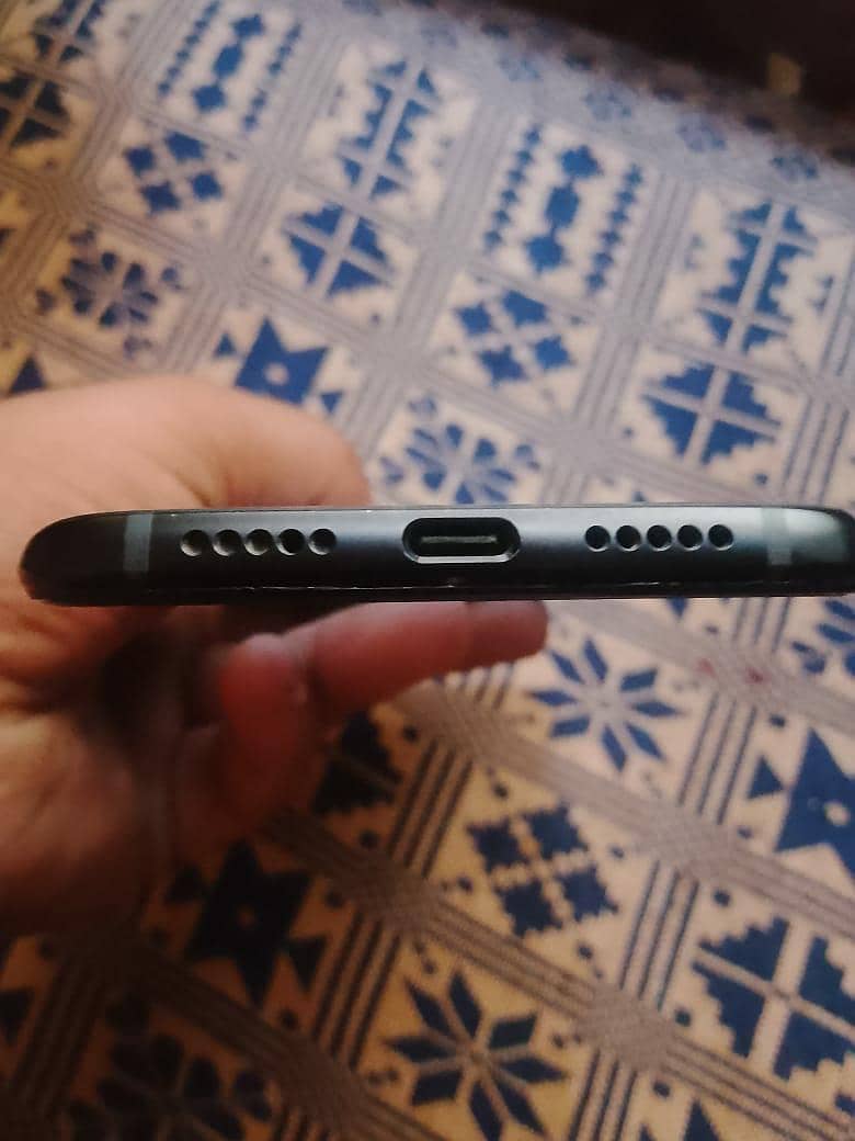 One Plus 6T 2