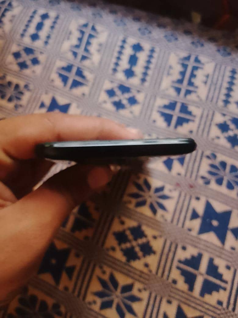 One Plus 6T 3
