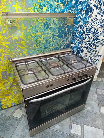 Cooking Range with 3 Burners