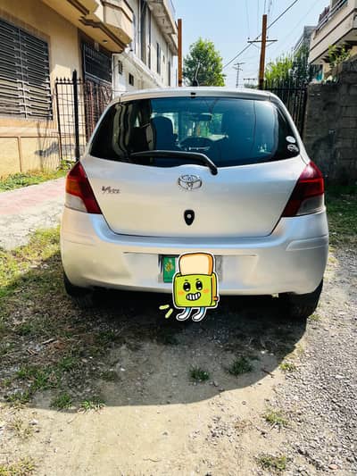 Toyota Vitz 2012
