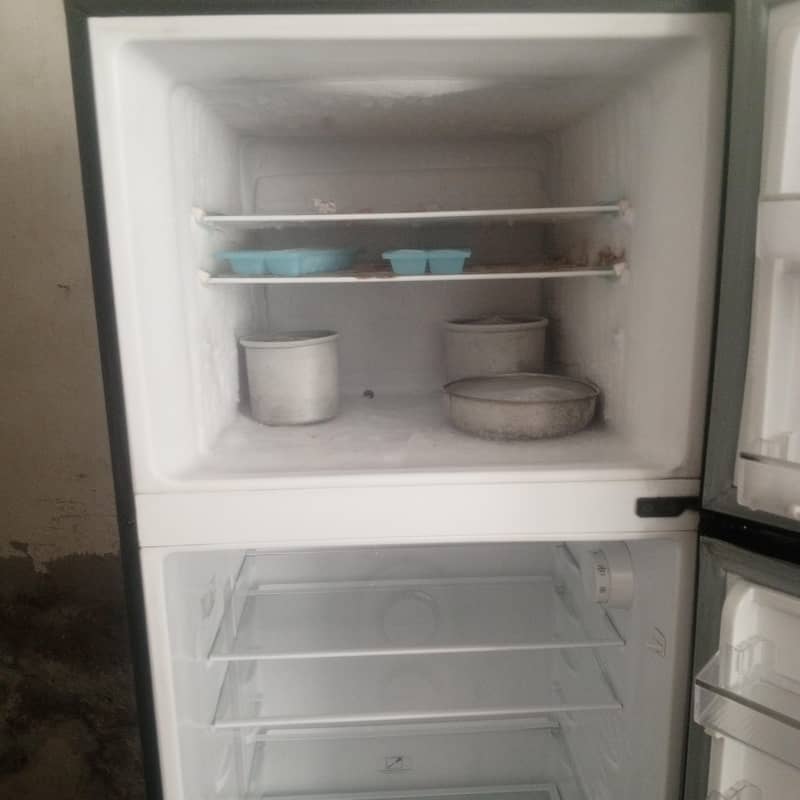 Dawlance Refrigerator 3