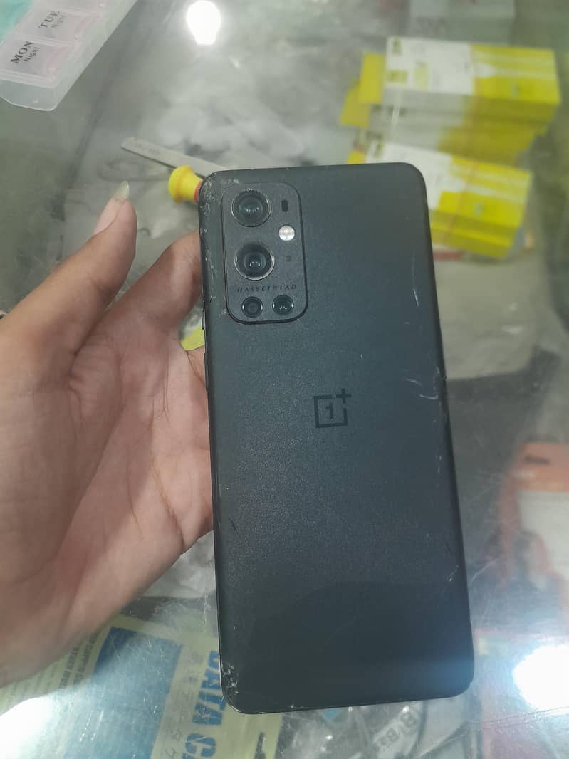One Plus 9 Pro 0