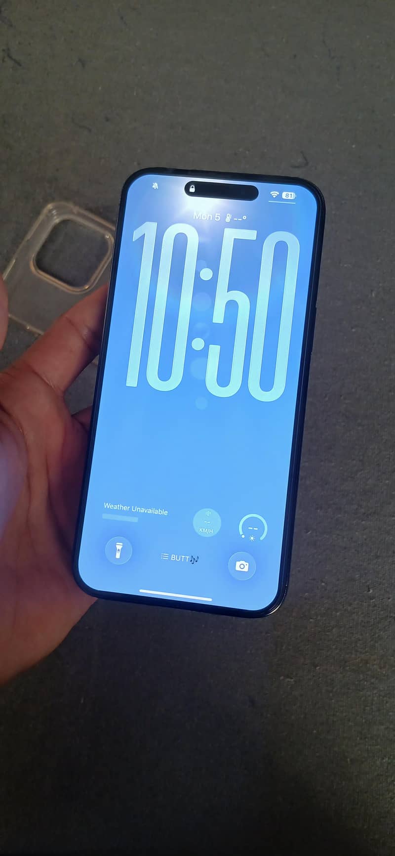 Apple iPhone 15 Pro Max 4
