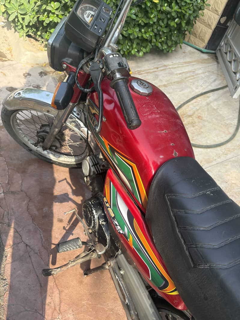 United 70cc Model 2017 1