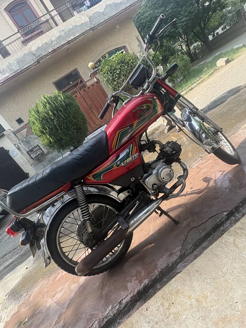 United 70cc Model 2017 0