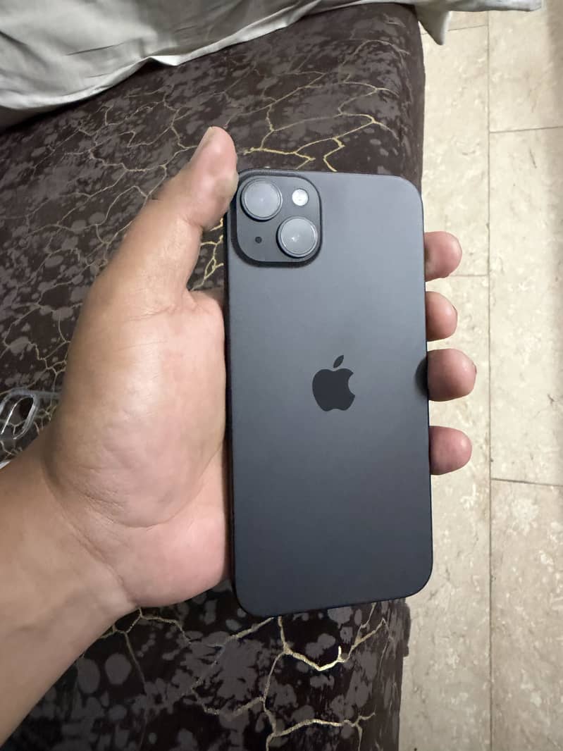 Apple iPhone 15 plus 9