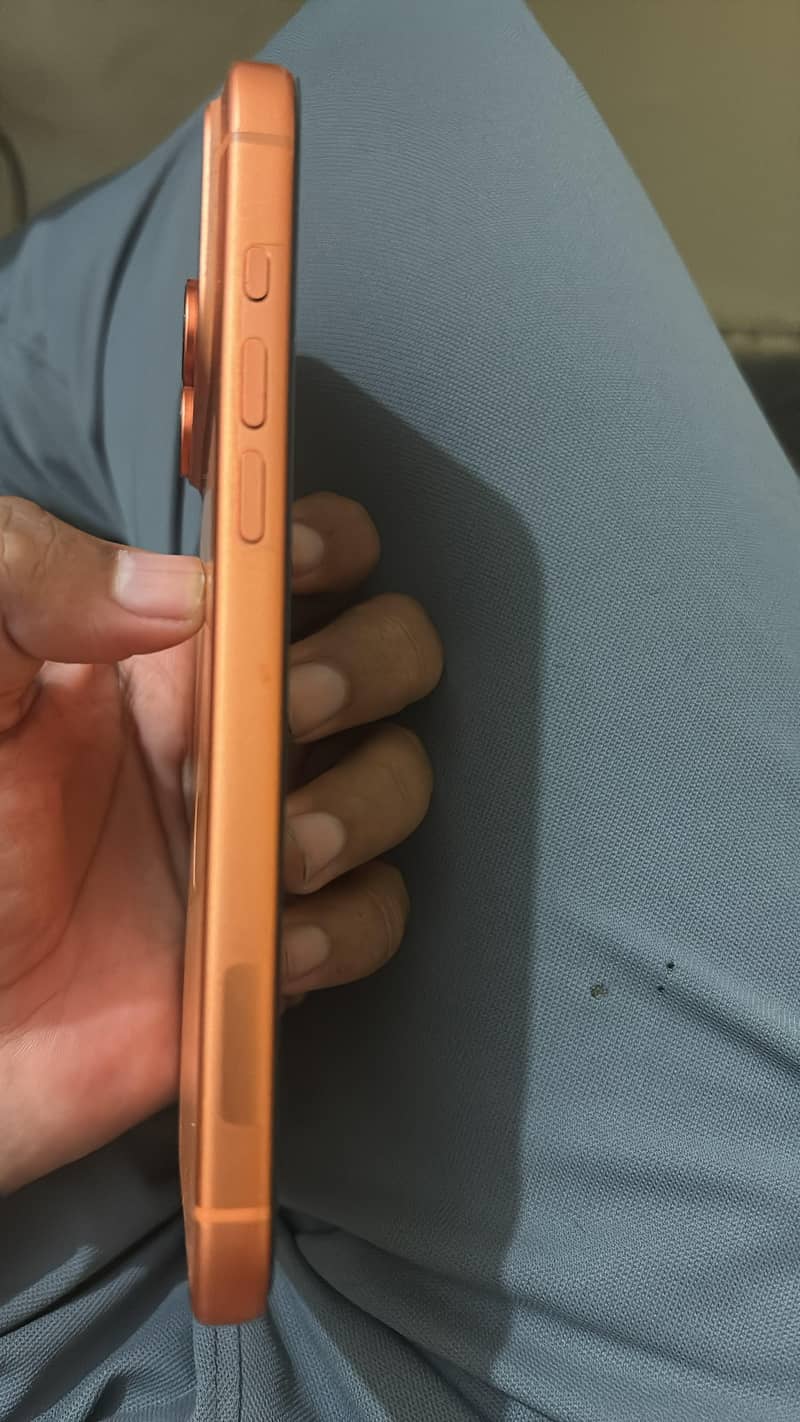 Apple iPhone 17 Pro Max 1