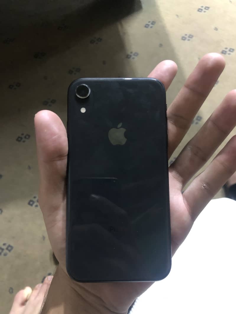 Apple iPhone XR 2