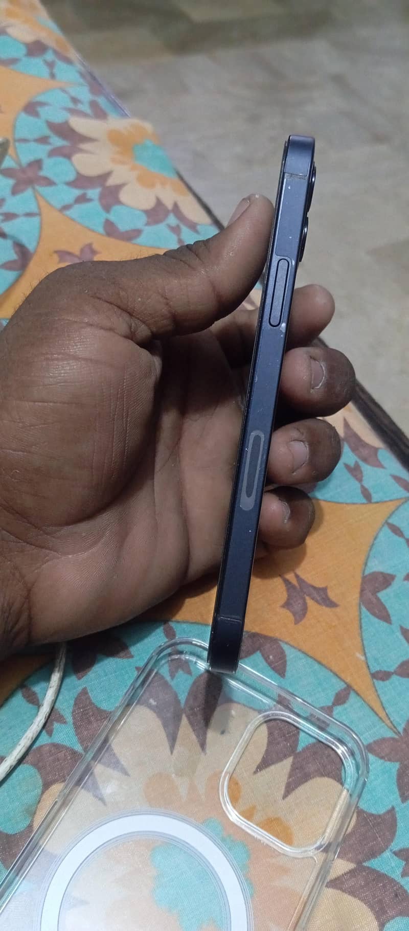 iPhone 12 0
