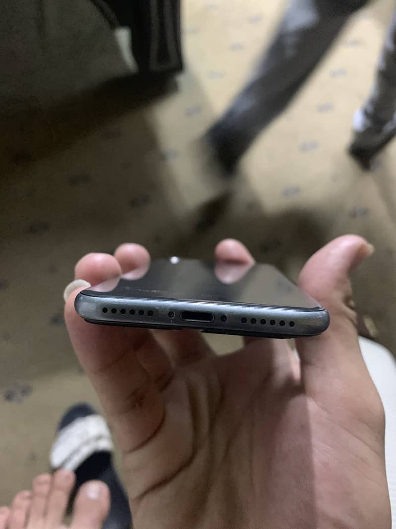 Apple iPhone 8 2