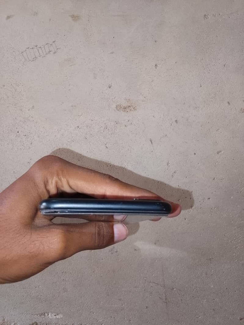 Apple iPhone 7 Plus 2