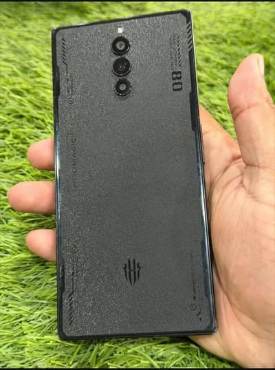 Zte nubia RedMagic 8 Pro plus
