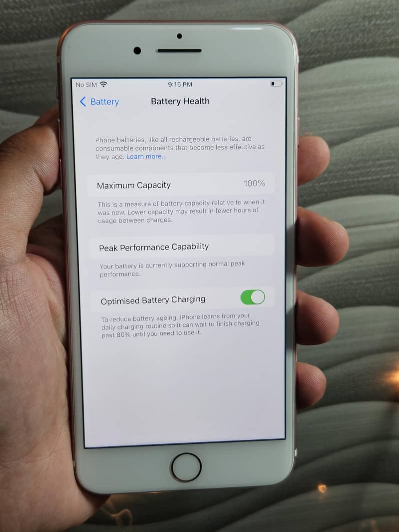 Apple iPhone 7 Plus 1