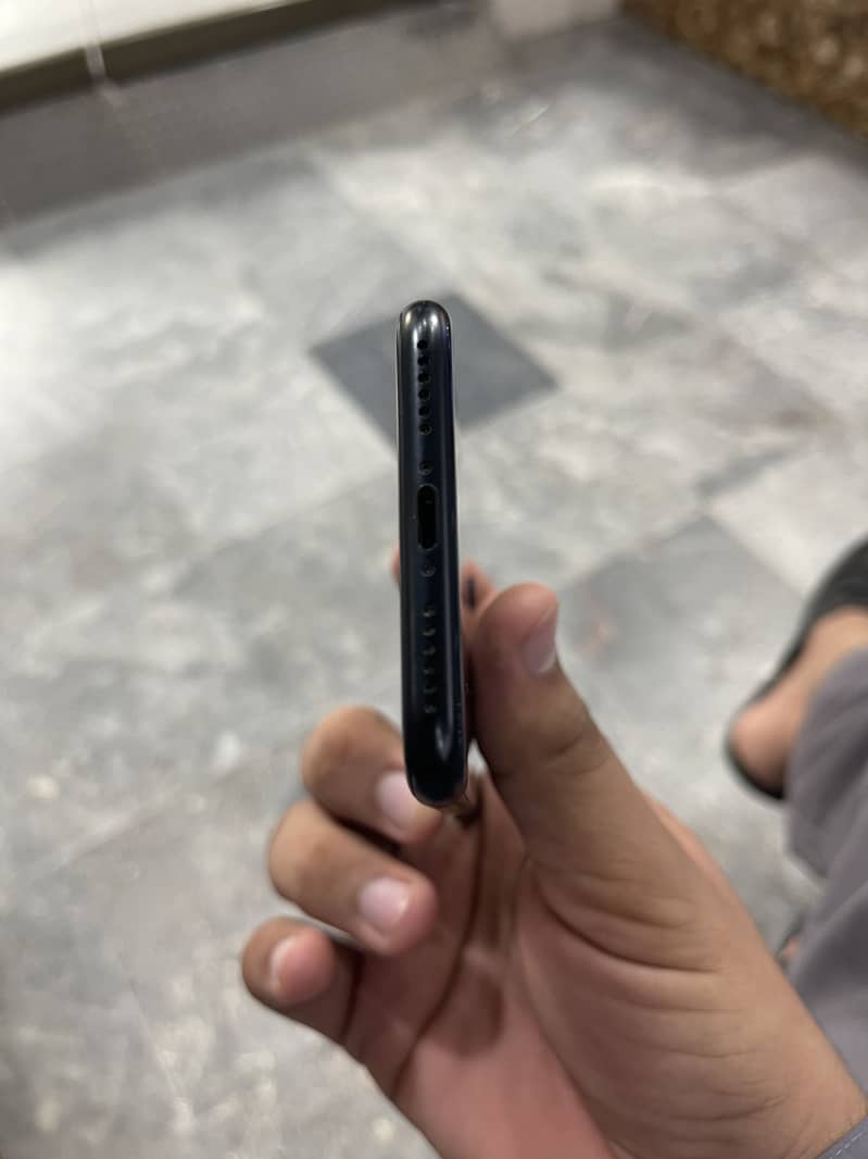 Apple iPhone SE 4