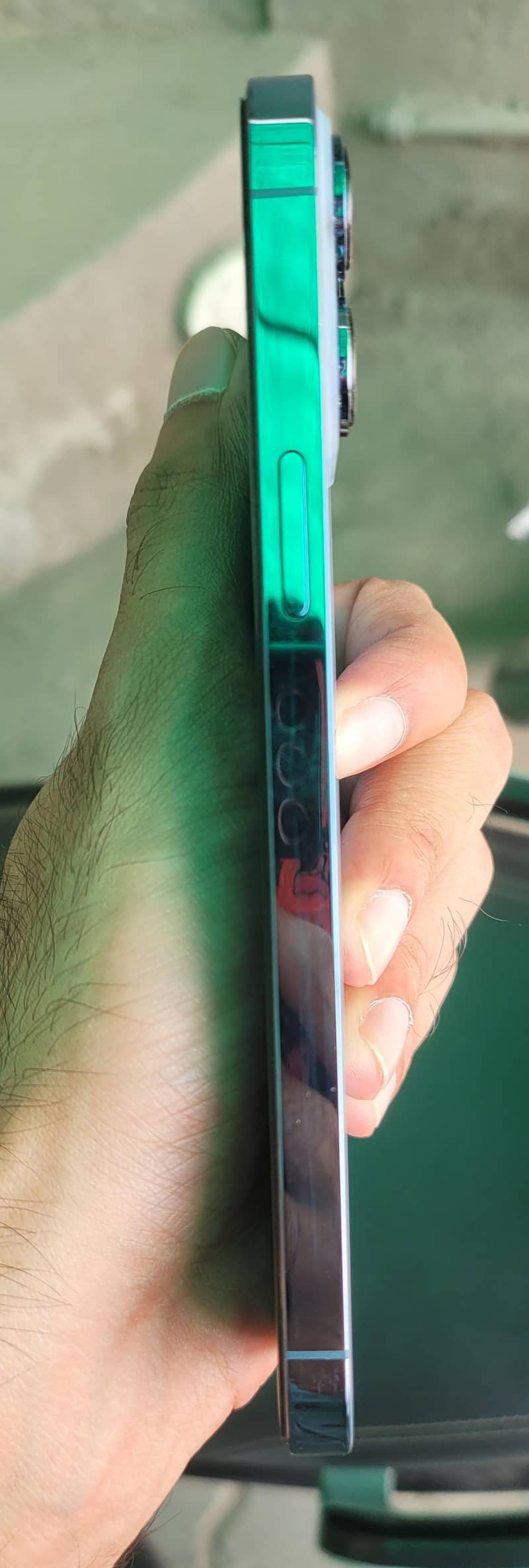 Apple iPhone 13 Pro Max 4