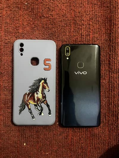 Vivo Y85 4/64 in good condition. Exchange Possible