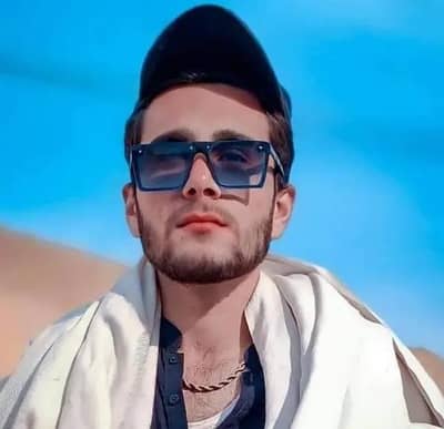 میں بحریہ ٹاؤن، اسلام آباد میں گھر کے کام کے لیے جاب تلاش کر رہا ہوں