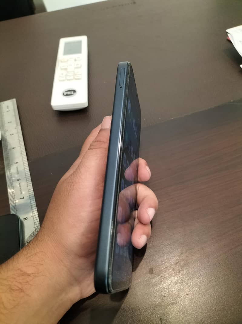 Realme C100x 4