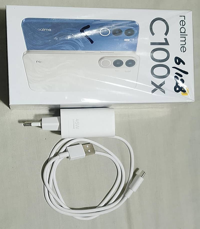 Realme C100x 9
