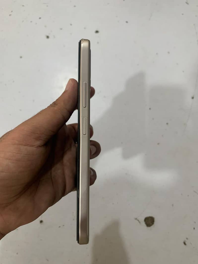 OPPO A6 8+256 4