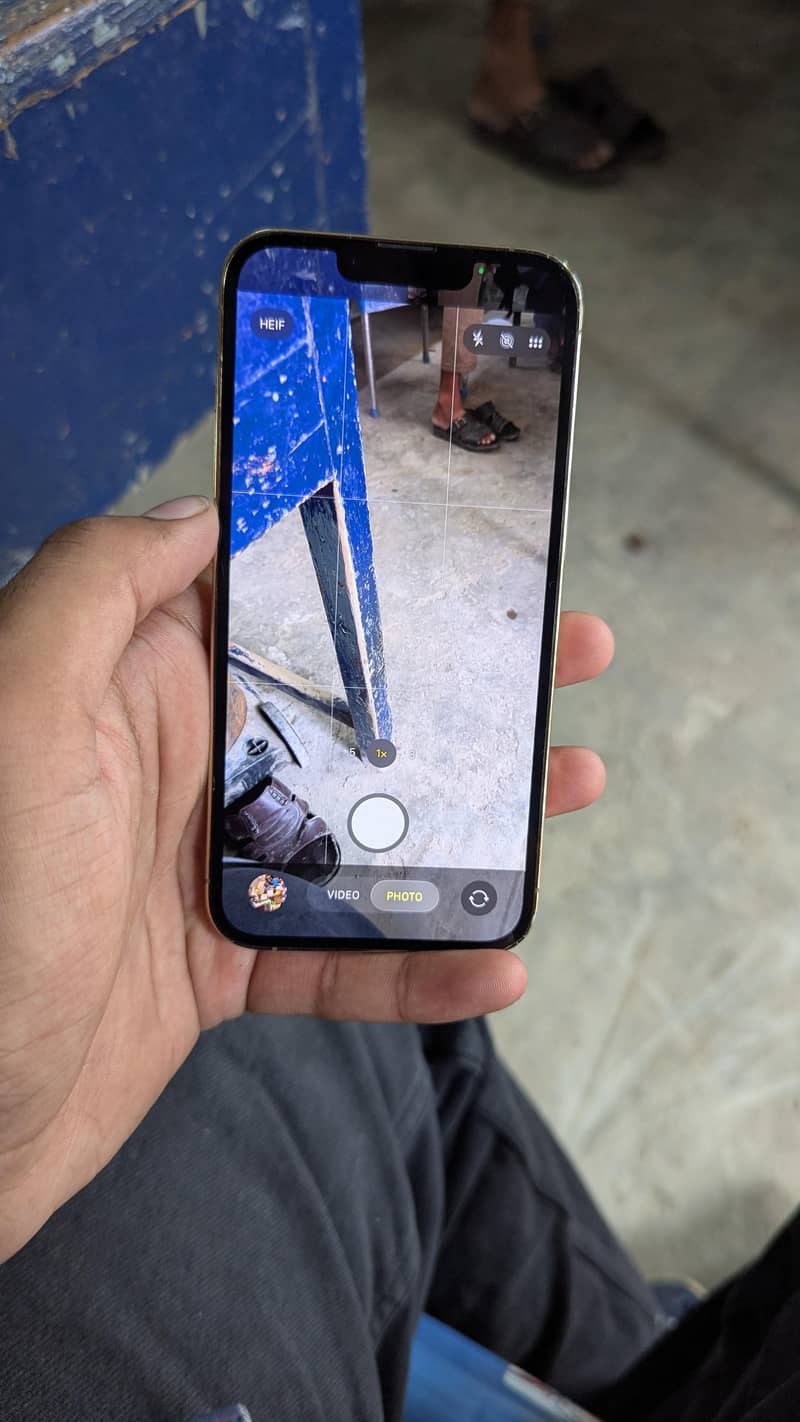 Apple iPhone 13 Pro 1