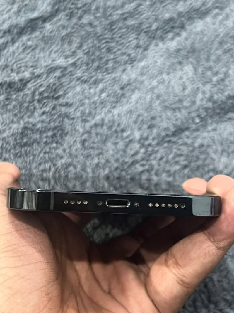 Apple iPhone 12 Pro Max 6