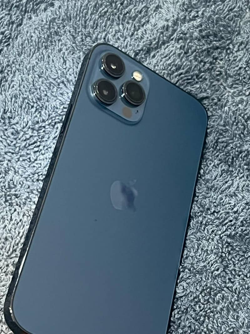 Apple iPhone 12 Pro Max 11
