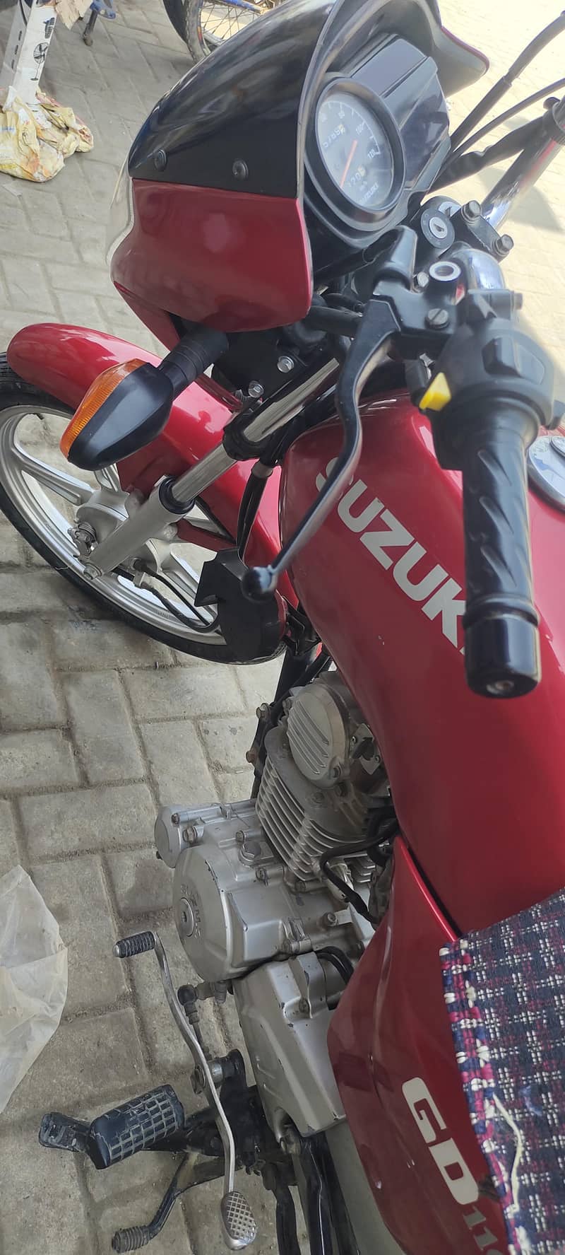Suzuki GD110s 2