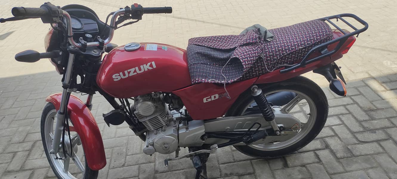 Suzuki GD110s 5