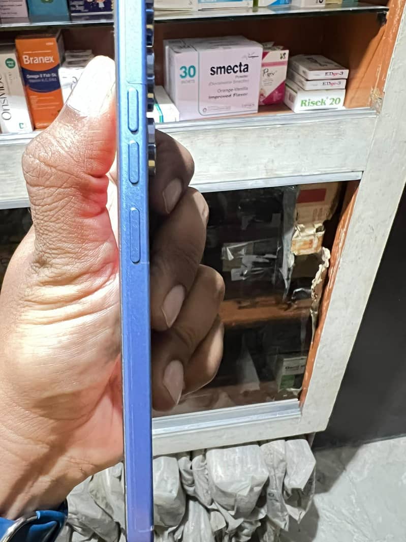 Tecno spark 40 pro 0