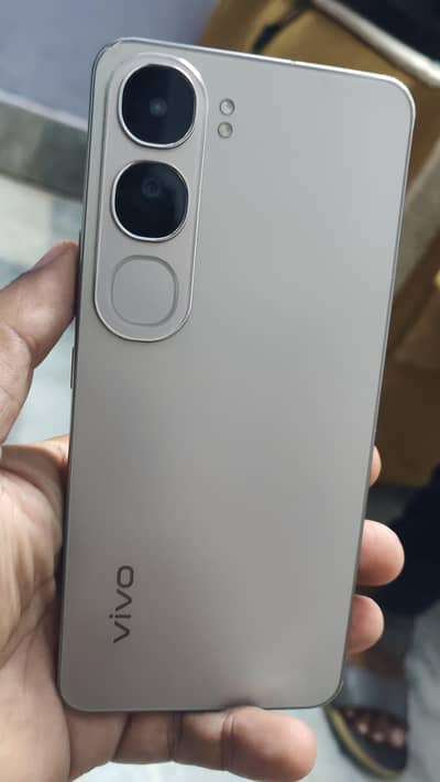 Vivo Y200