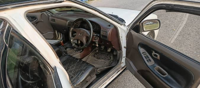 Nissan Sunny 1993