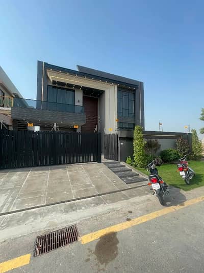 1 Kanal Beautiful House Available For Sale In DHA Multan