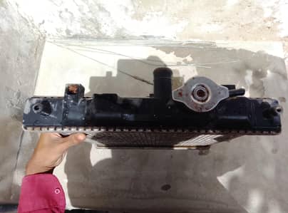 Cuore  Radiator For Sale - Saaf Condition - Gulshan e Maymar Karachi