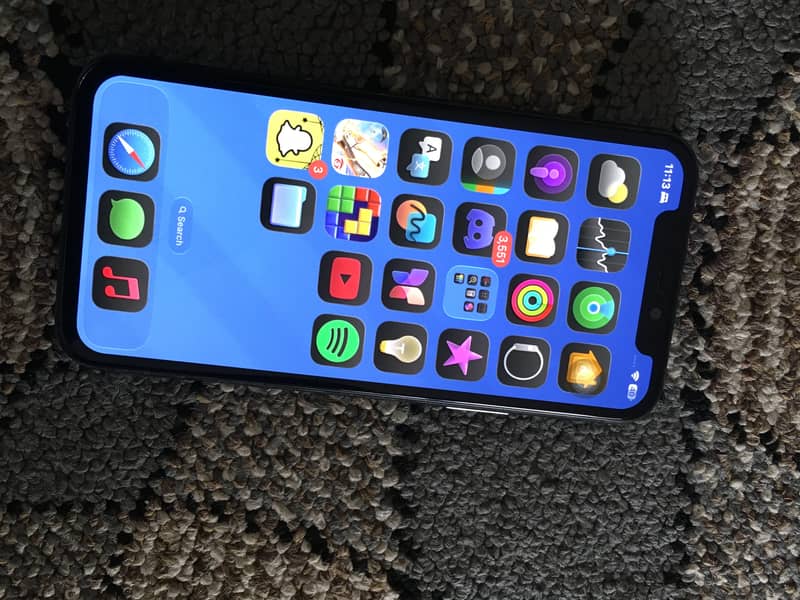 Apple iPhone 11 Pro 1
