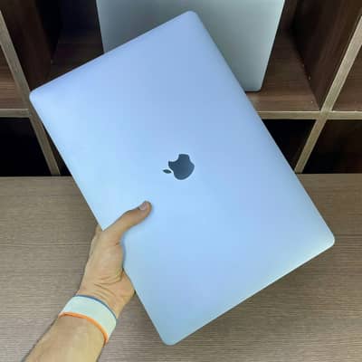 MacBook Pro 16 2019 Core i7 16GB 512GB SSD 4GB Graphics