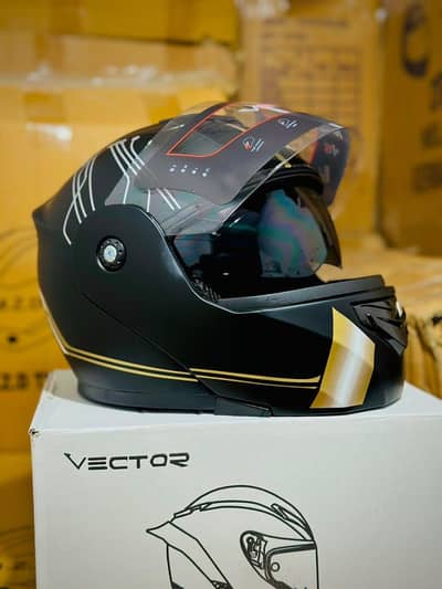 Vector Flip-Up Helmet (Dual Visor)