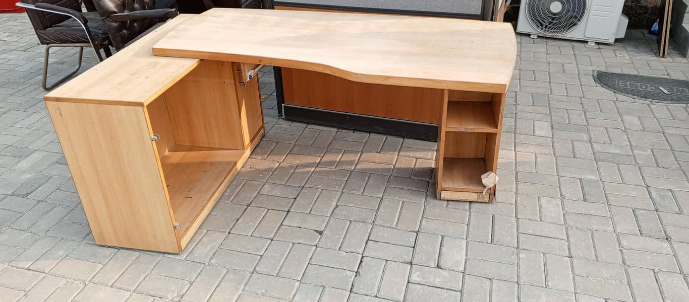 Office Executive Table 1