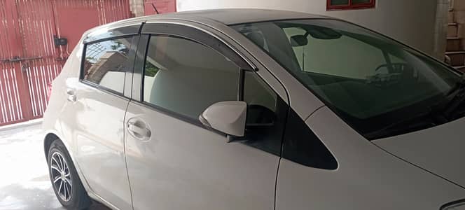 Toyota vitz 2019 white colour islamabad registerd