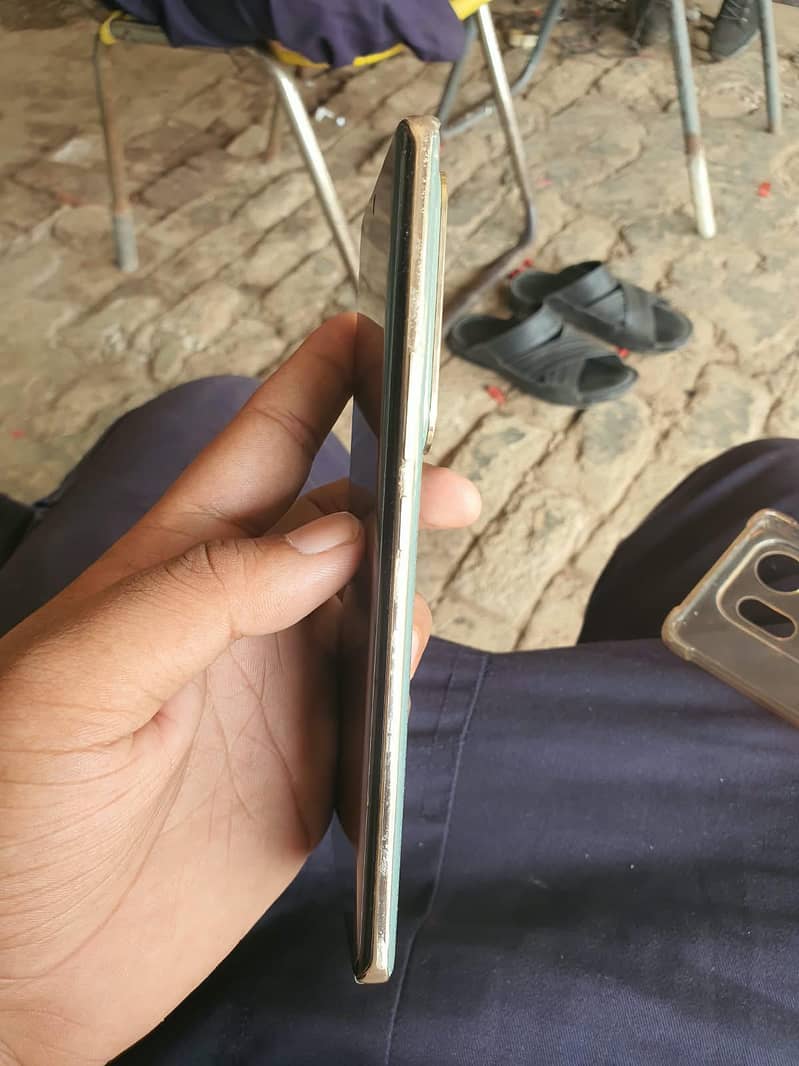 Infinix Zero 30 3