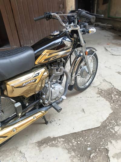 Honda 125s 2026 model Gold edition for sale