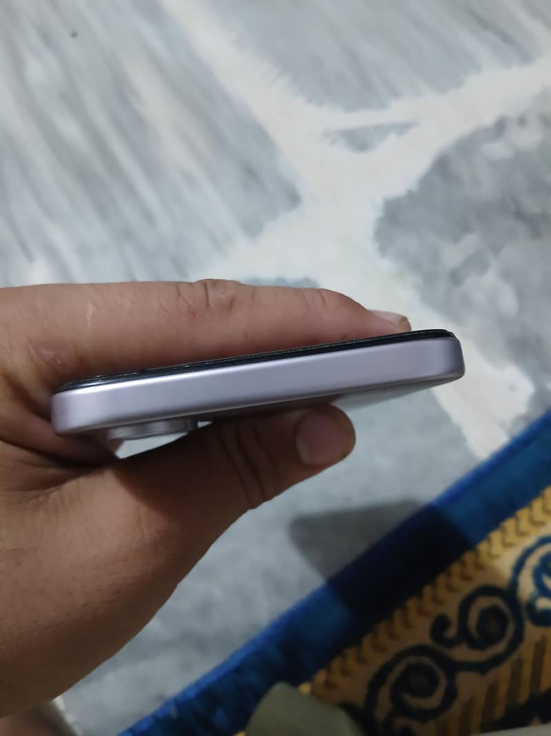 Realme C100i 3