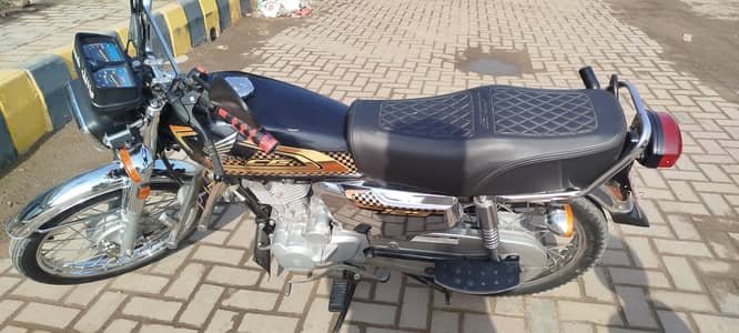 Honda 125S for sale