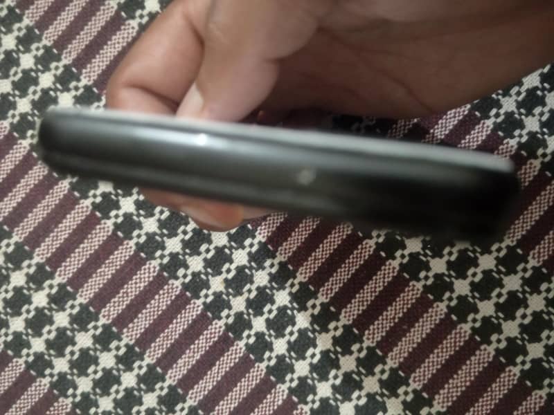 Google Pixel 4 3