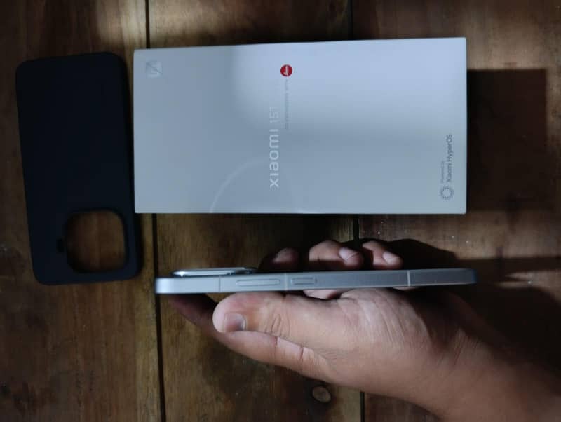 Xiaomi 15t pro 4