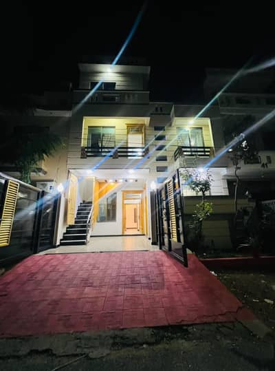Well-Maintained 2540 Sq. Ft. House for Sale in Prime Location of G-13/1, Islamabad