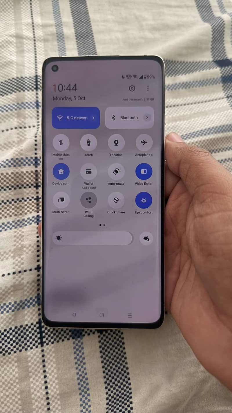 One Plus 8 8/128 3